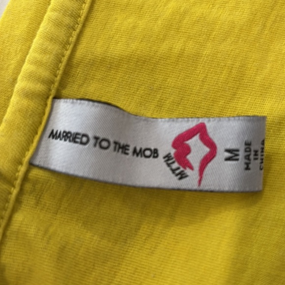 Married to the Mob Tee size: Medium - Picture 3 of 7